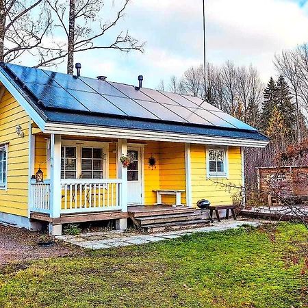 Pikku Torppa Cottage Котка Екстериор снимка